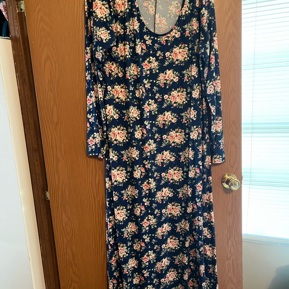 Floral Navy Blue Maxi Dress